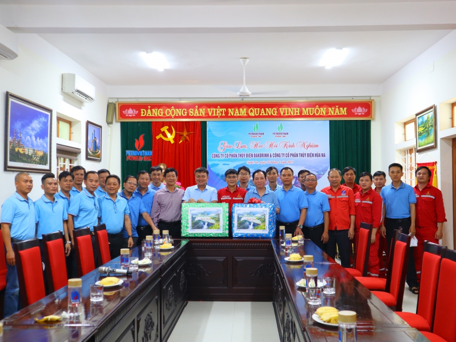 Giao lưu, học tập trao đổi kinh nghiệm giữa PV Power DHC và PV Power HHC