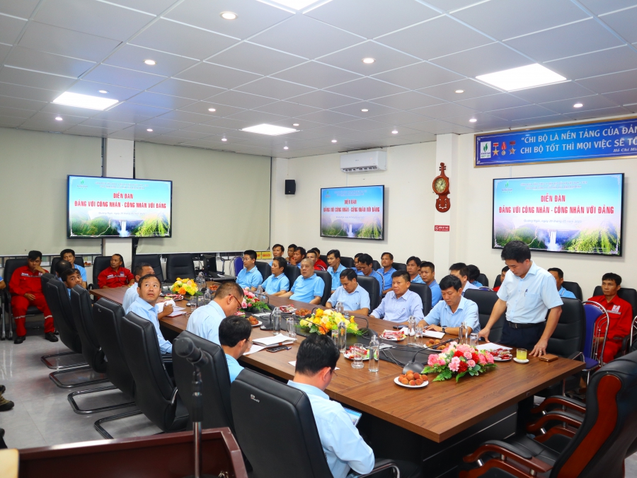 Diễn đàn “Đảng với công nhân - Công nhân với Đảng”; “Cảm ơn người lao động và Bữa cơm công đoàn” Tăng cường Đối thoại, củng cố niềm tin 
