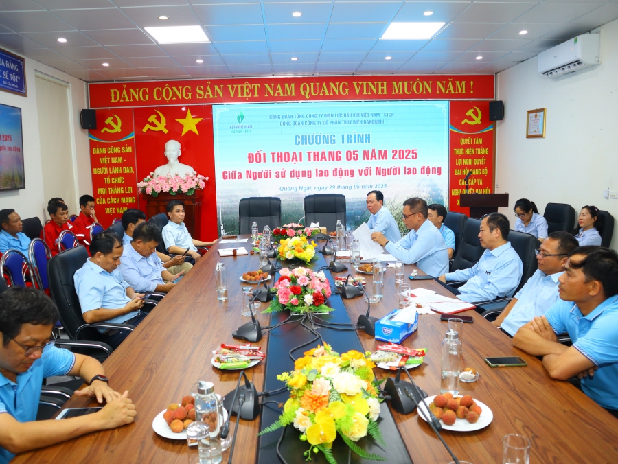 Diễn đàn “Đảng với công nhân - Công nhân với Đảng”; “Cảm ơn người lao động và Bữa cơm công đoàn” Tăng cường Đối thoại, củng cố niềm tin 