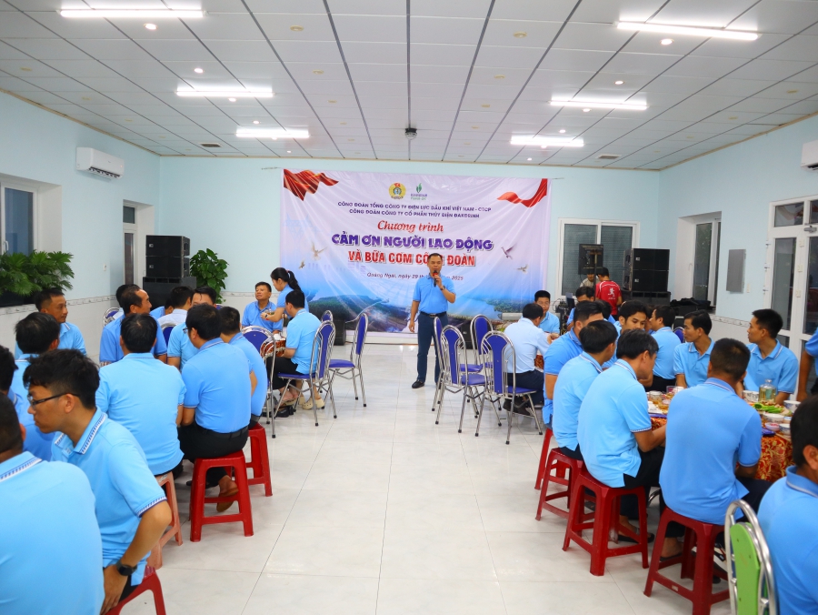 Diễn đàn “Đảng với công nhân - Công nhân với Đảng”; “Cảm ơn người lao động và Bữa cơm công đoàn” Tăng cường Đối thoại, củng cố niềm tin 