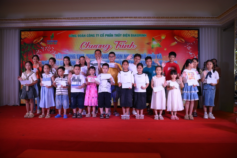 Vui tết trung thu, Tuyên dương con ngoan, trò giỏi và Ngày hội gia đình PV Power DHC 2025