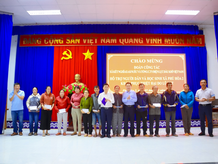  PV Power chung tay hỗ trợ bà con vùng lũ, lan tỏa tinh thần tương thân tương ái