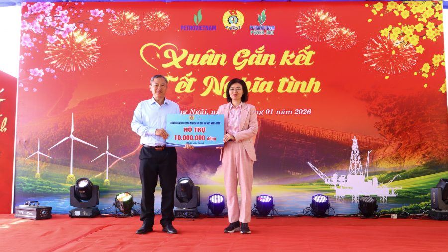 “Xuân Gắn kết - Tết Nghĩa tình” đầy ấm áp tại Thuỷ điện Đakđrinh