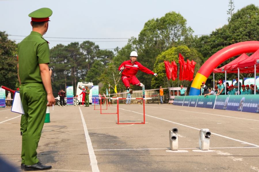 Chùm ảnh 8 đội cùng tranh tài tại Hội thao An toàn vệ sinh lao động, phòng chống cháy nổ năm 2026 của PV Power