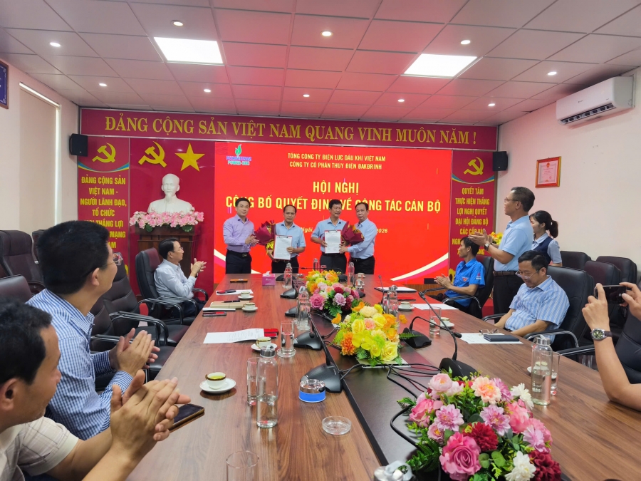 Hội nghị công bố Quyết định về công tác cán bộ