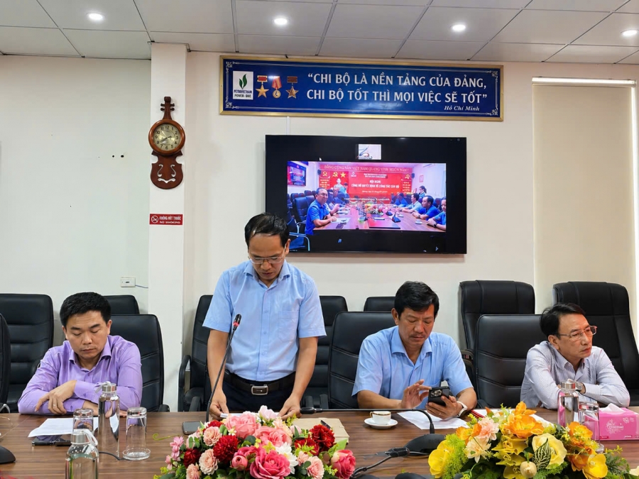 Hội nghị công bố Quyết định về công tác cán bộ